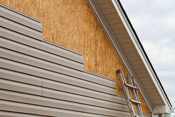 24/7 Emergency Siding Replacement experts in Plano, IL